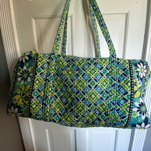 vera bradley travel tote